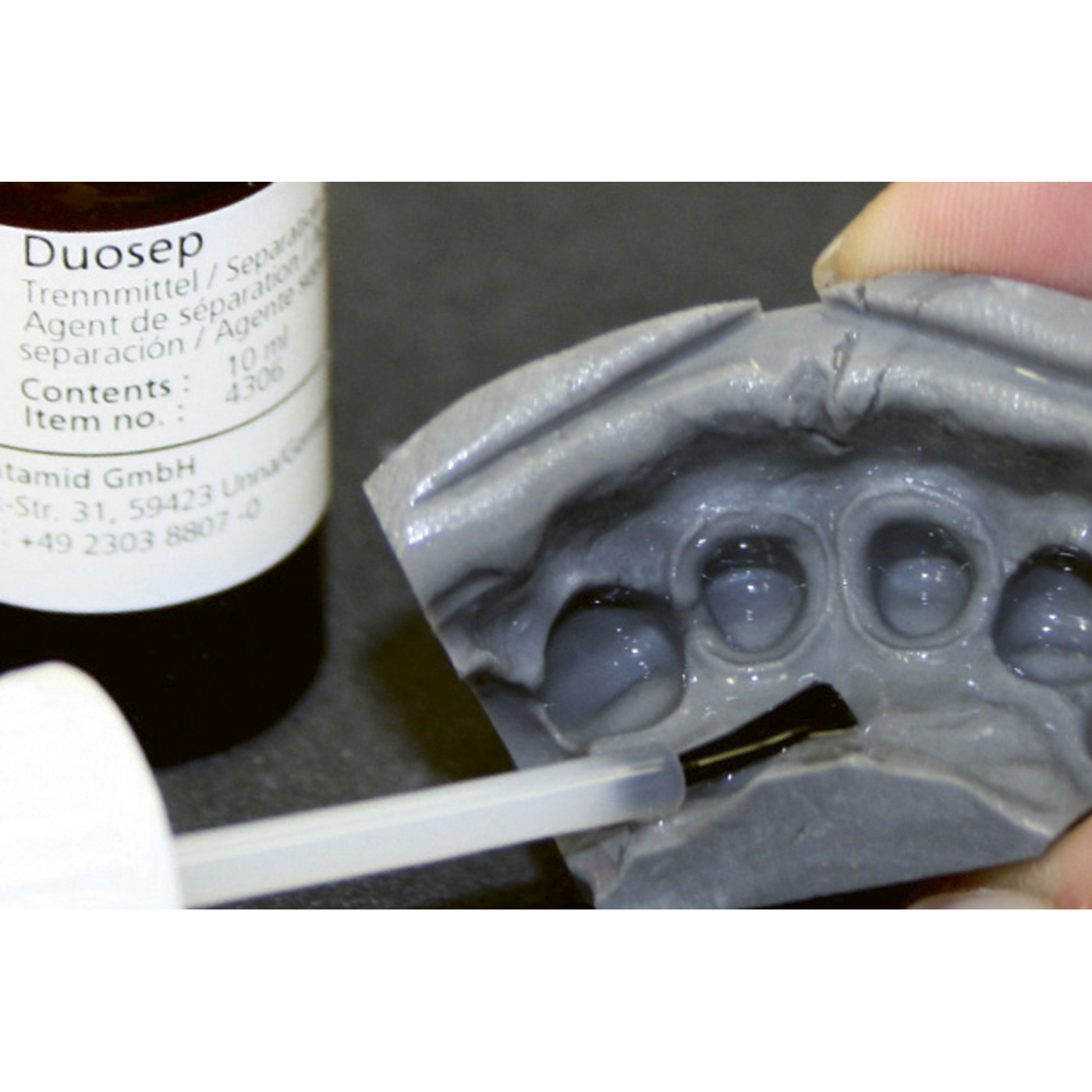 Dreve GumQuick implant Gingival Mask Material